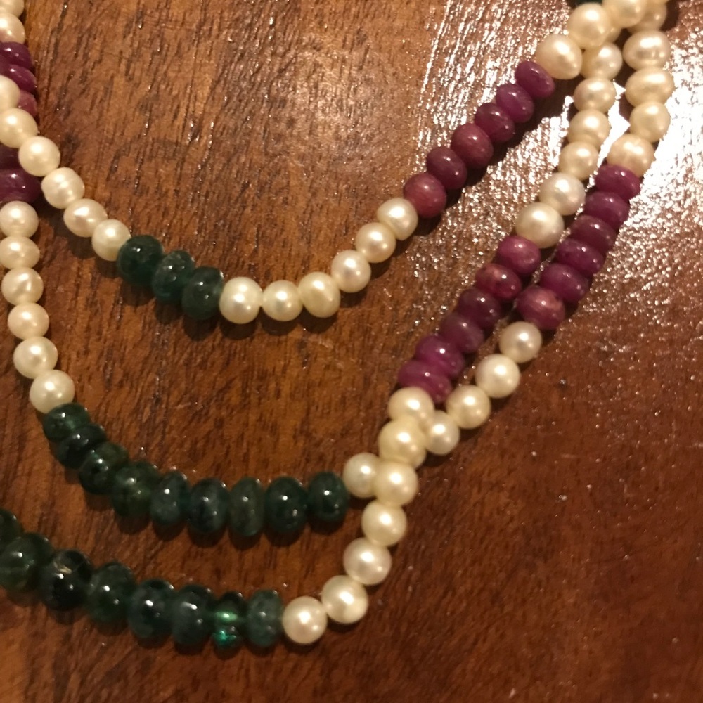RARE Freshwater Pearls/Rubies/Emerald Necklace - Picture 2 of 9